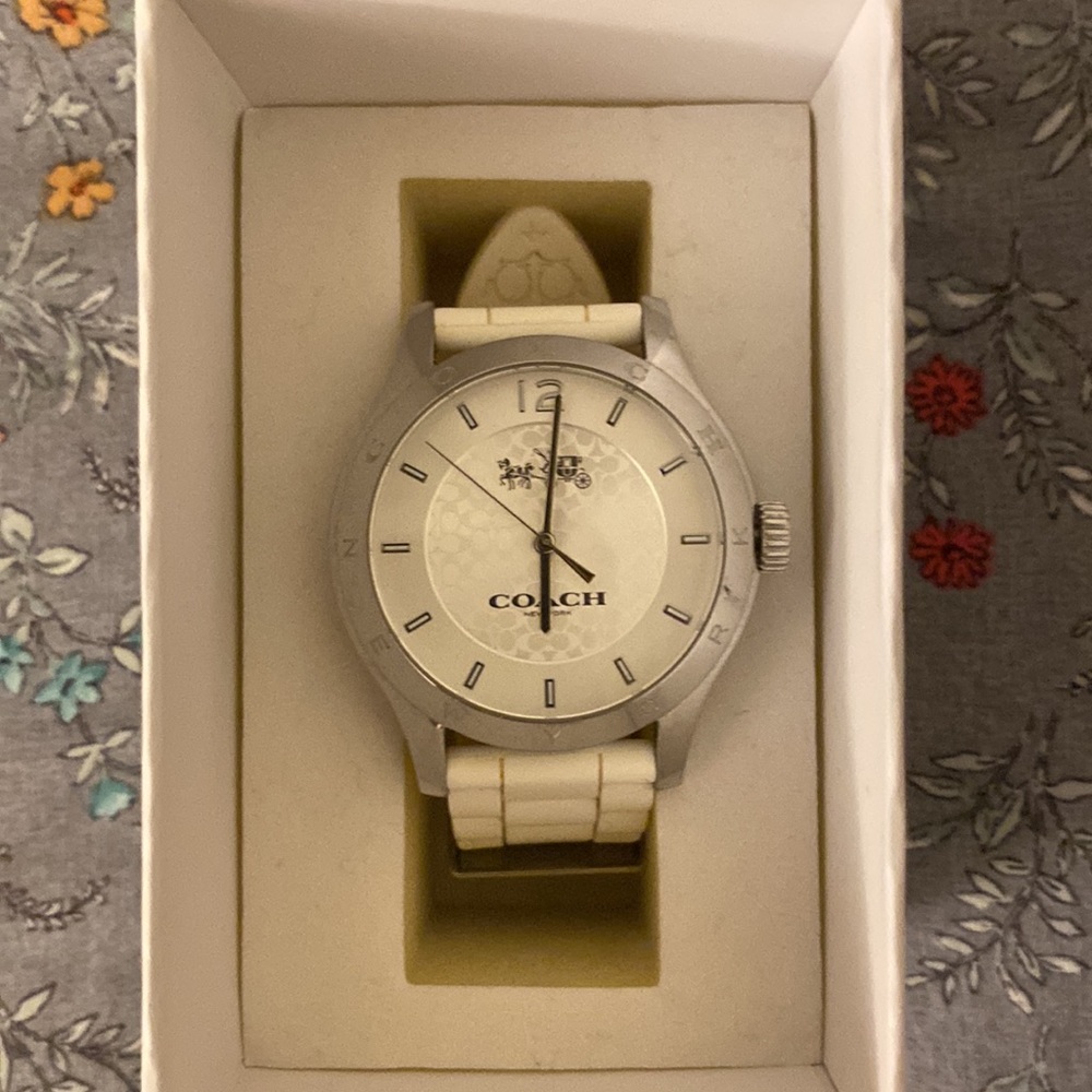 Coach Watch w/White Rubber Band